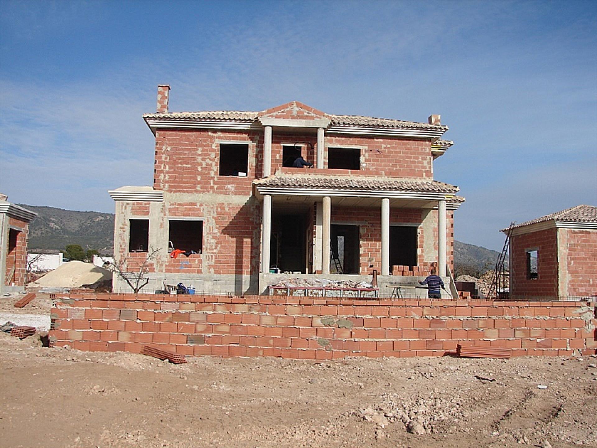 Nouvelles villas de luxe avec piscine inc. terre, licences en Alicante, Pinoso in Medvilla Spanje