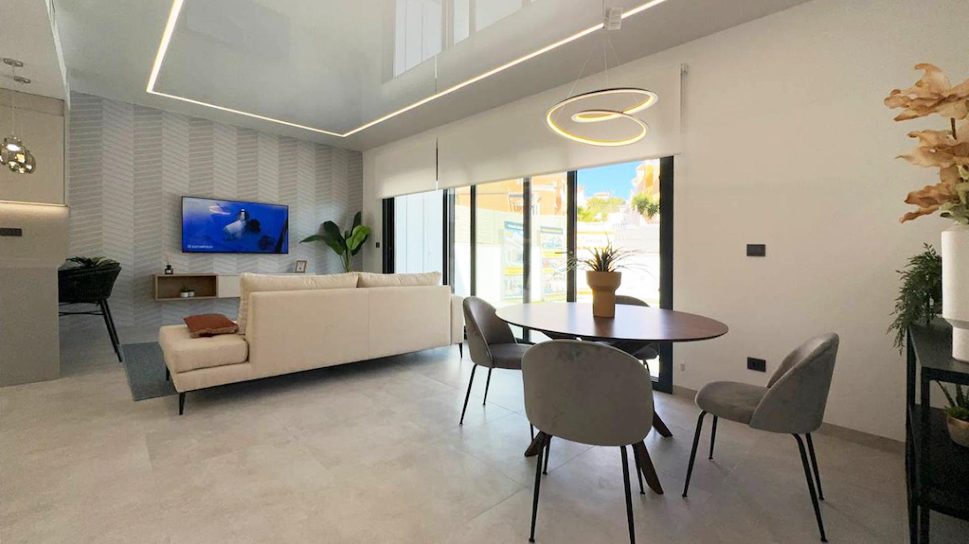3 chambre Villa à San Miguel de Salinas in Medvilla Spanje