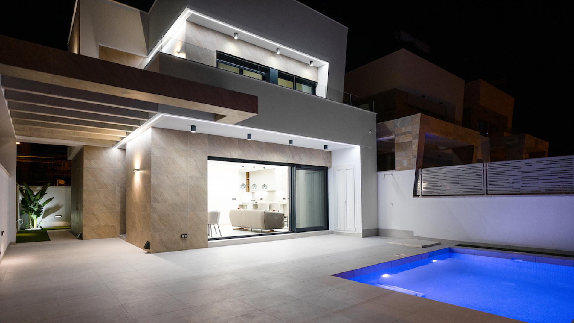 3 chambre Villa à San Miguel de Salinas in Medvilla Spanje