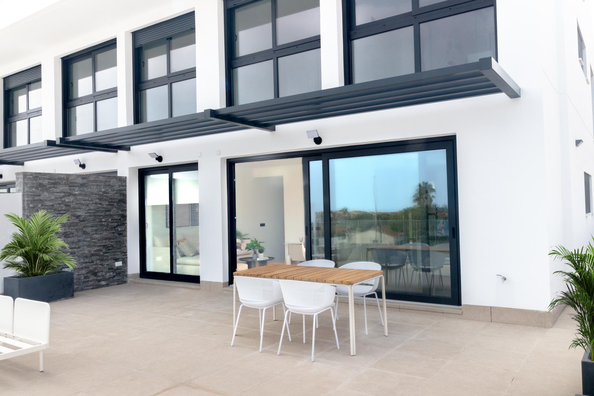 3 chambre Appartement - terrasse à Guardamar del Segura in Medvilla Spanje