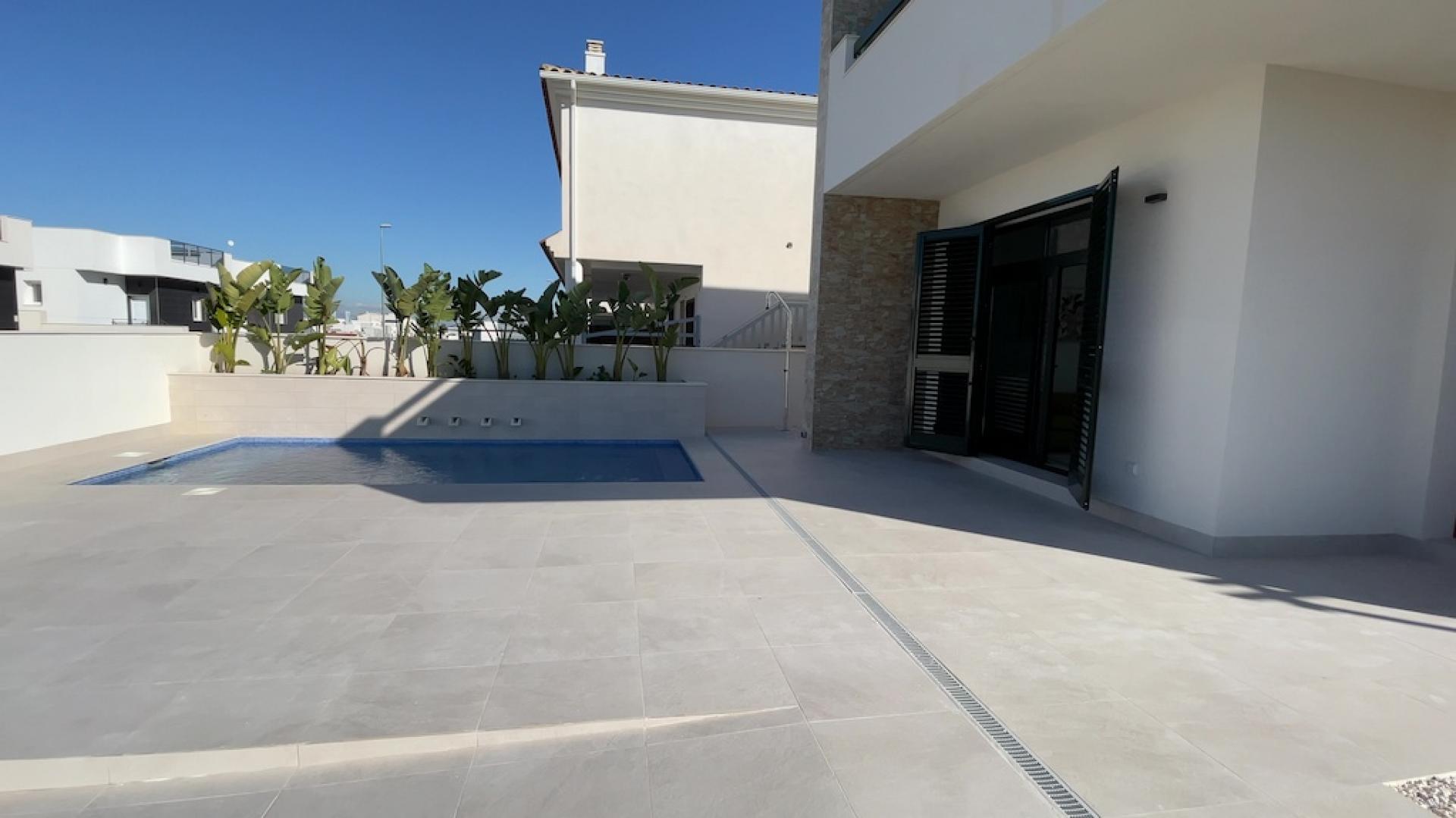 3 chambre Villa à Daya Nueva in Medvilla Spanje