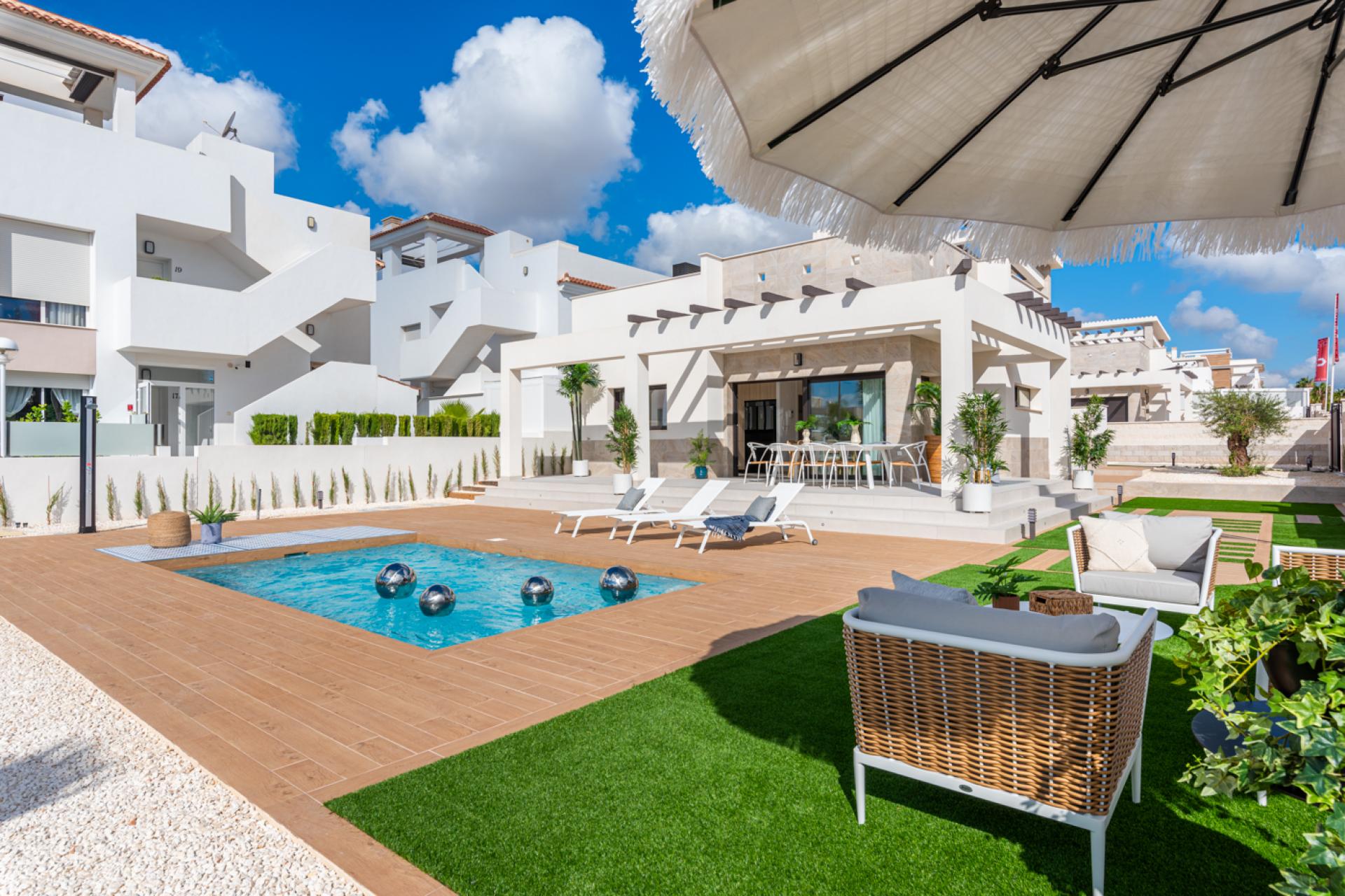3 chambre Villa à Ciudad Quesada in Medvilla Spanje