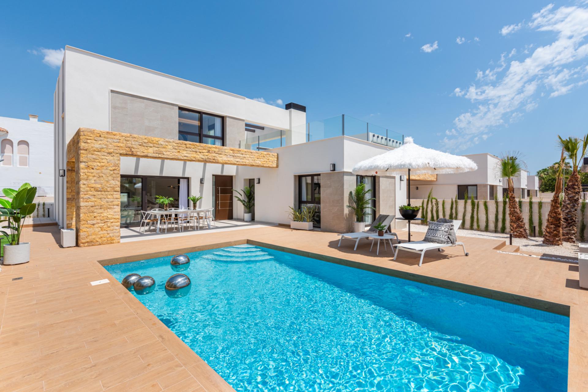 3 chambre Villa à Ciudad Quesada in Medvilla Spanje