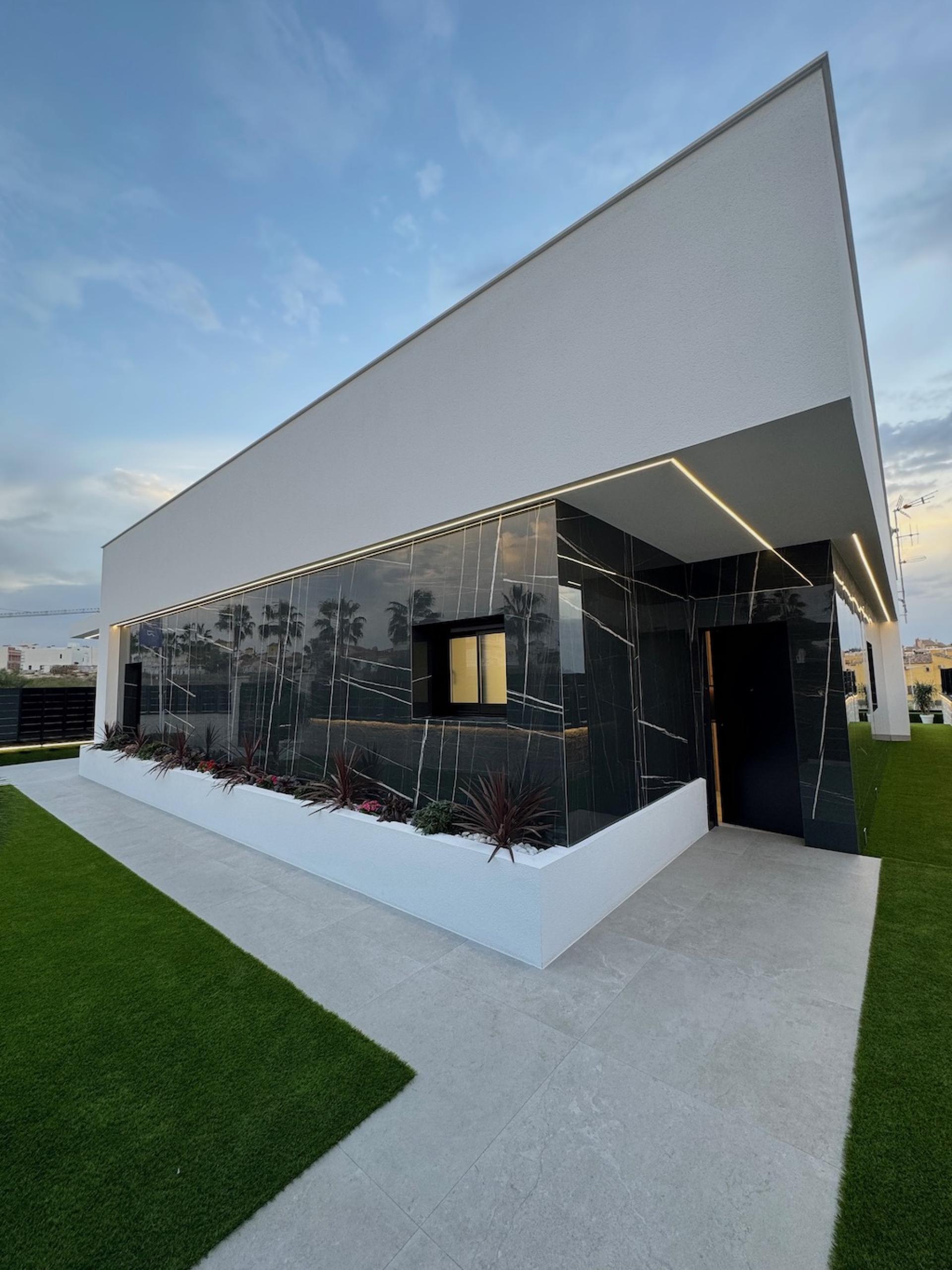3 chambre Villa à La Finca Golf in Medvilla Spanje