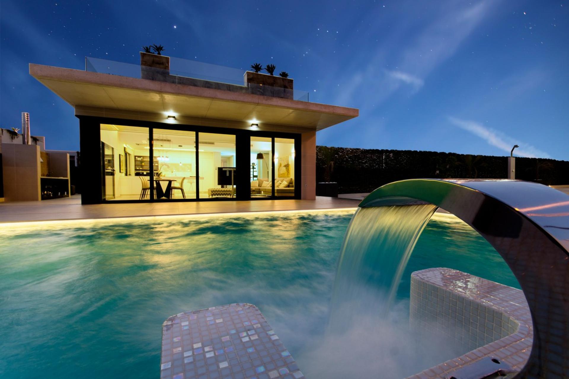 4 chambre Villa à Dehesa De Campoamor in Medvilla Spanje
