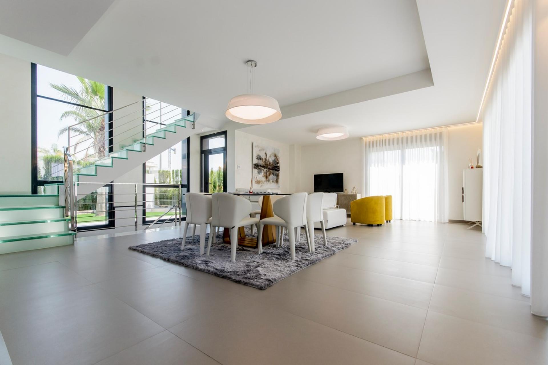 3 chambre Villa à Dehesa De Campoamor in Medvilla Spanje