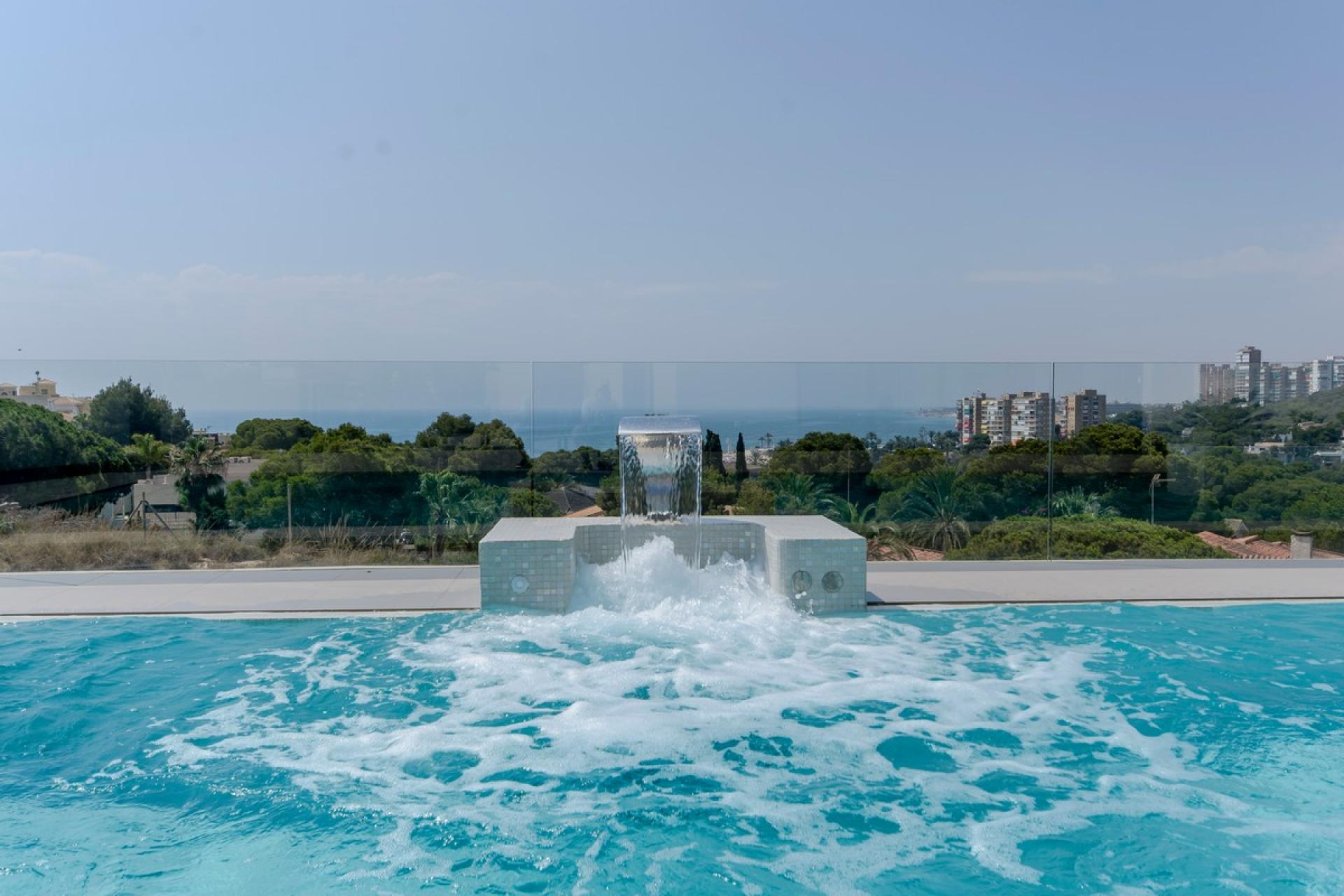 3 chambre Villa à Dehesa De Campoamor in Medvilla Spanje