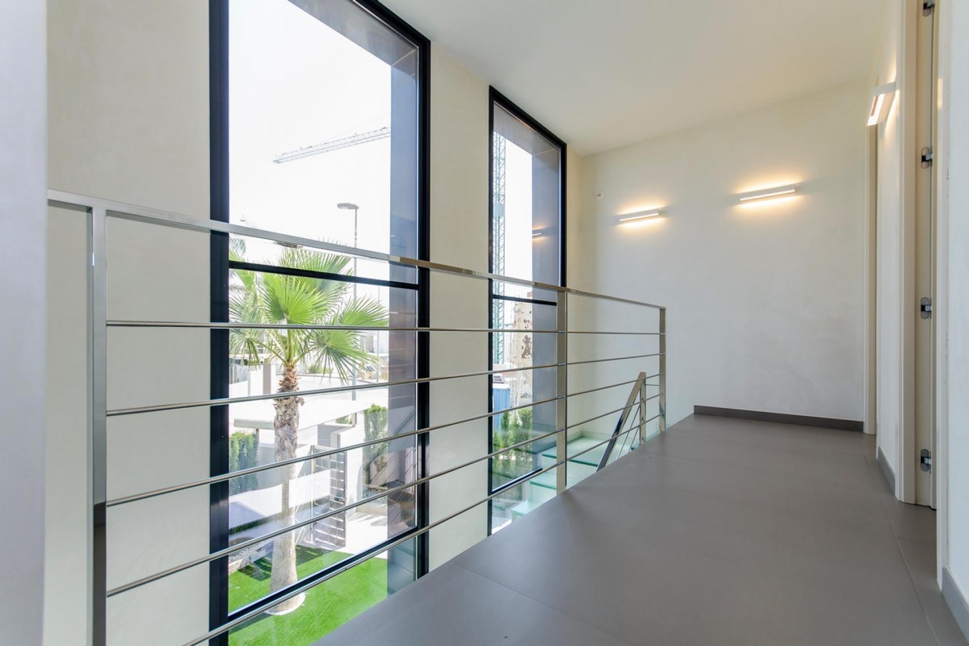 3 chambre Villa à Dehesa De Campoamor in Medvilla Spanje