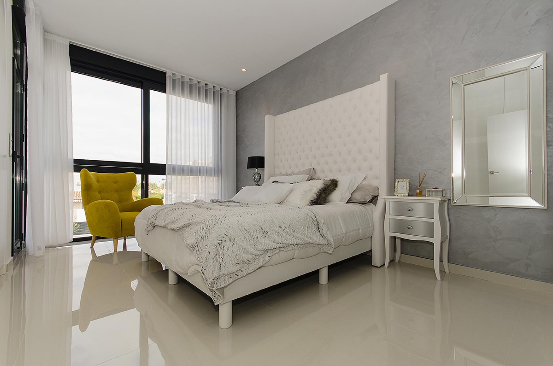 3 chambre Villa à Dehesa De Campoamor in Medvilla Spanje