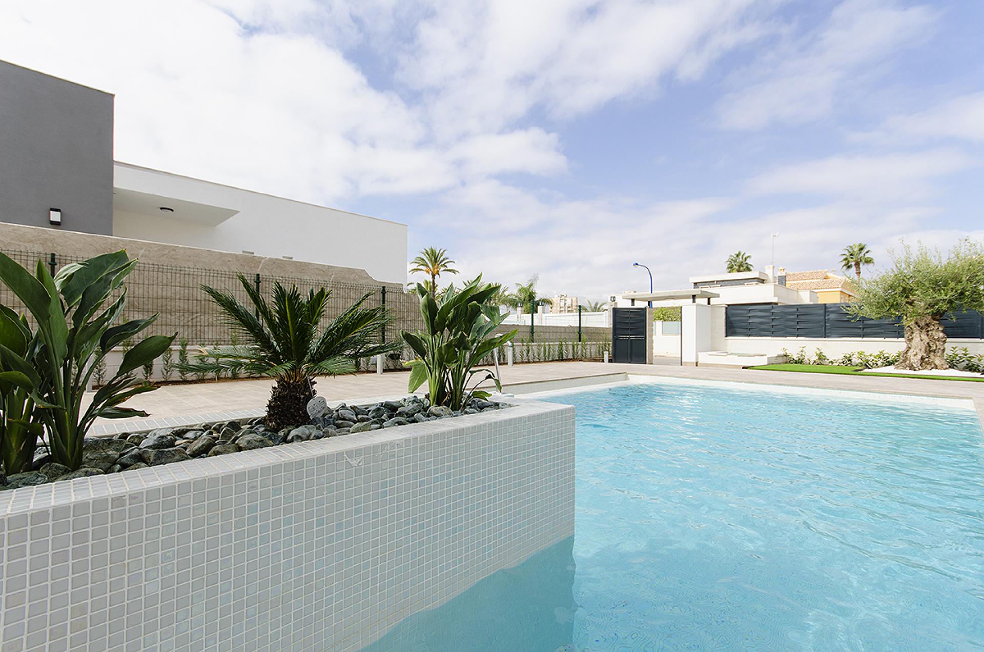 3 chambre Villa à Dehesa De Campoamor in Medvilla Spanje