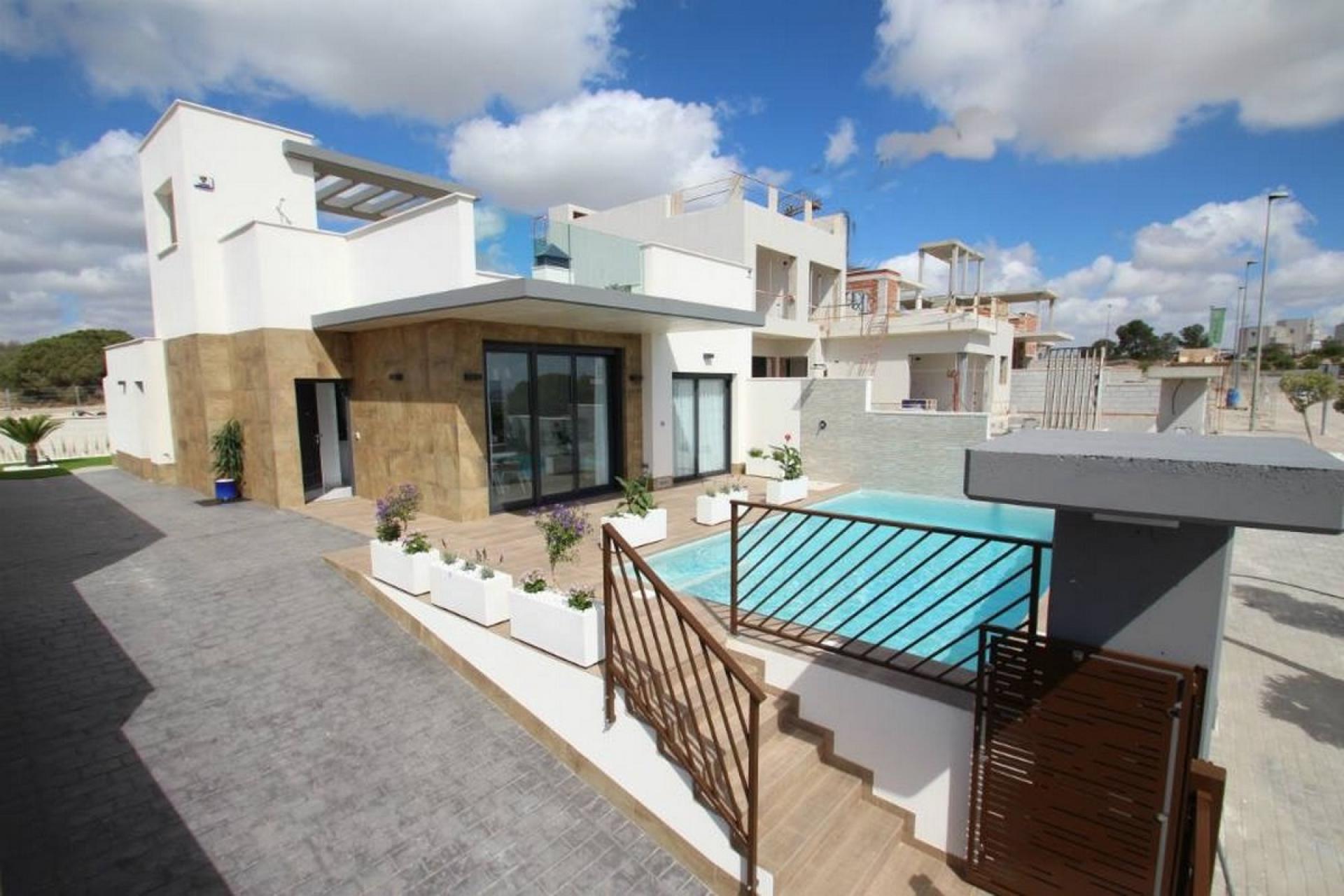 3 chambre Villa à Dehesa De Campoamor in Medvilla Spanje