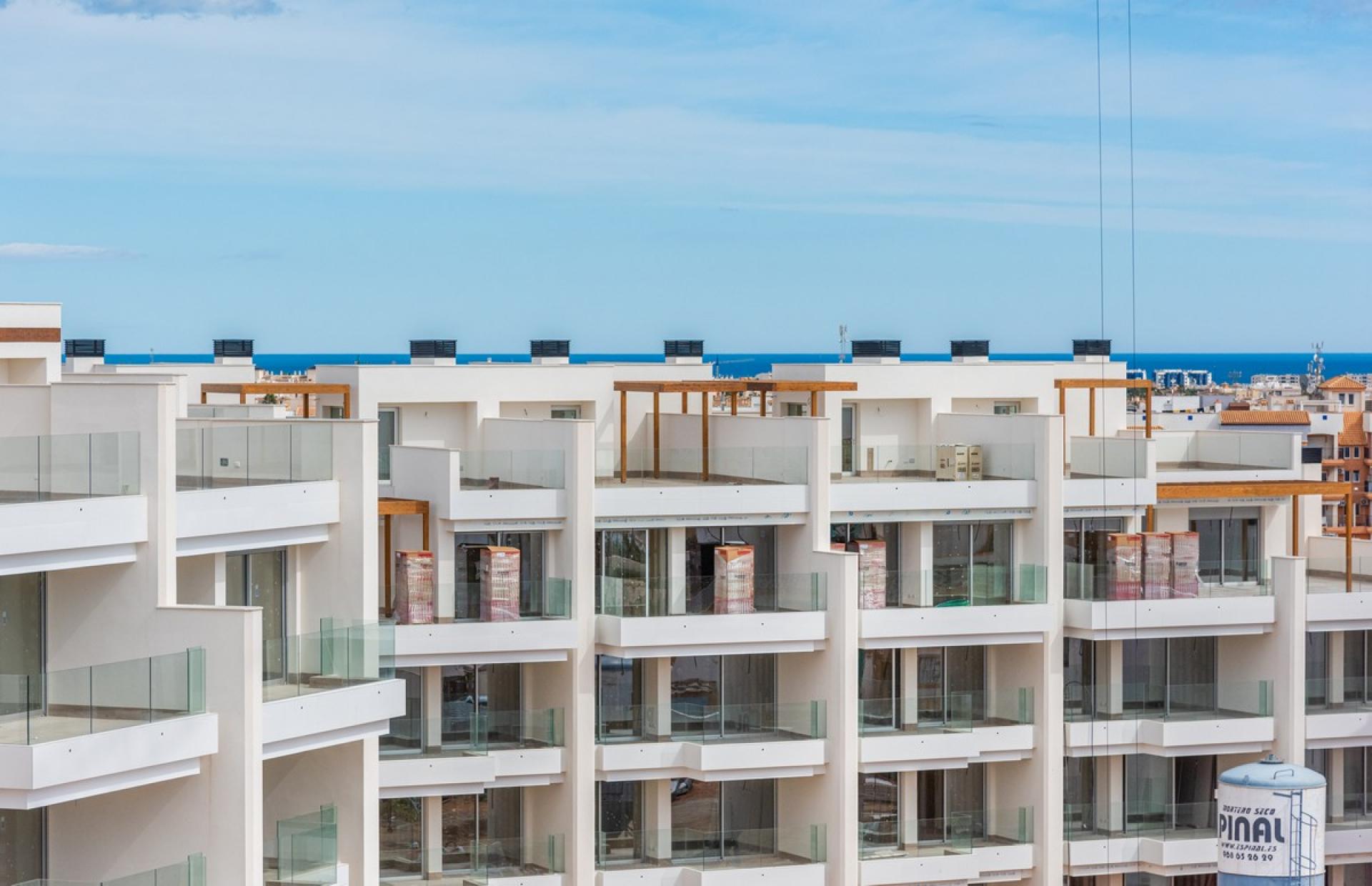 2 chambre Appartements - terrasse sur le toit à Villamartin - Orihuela Costa in Medvilla Spanje