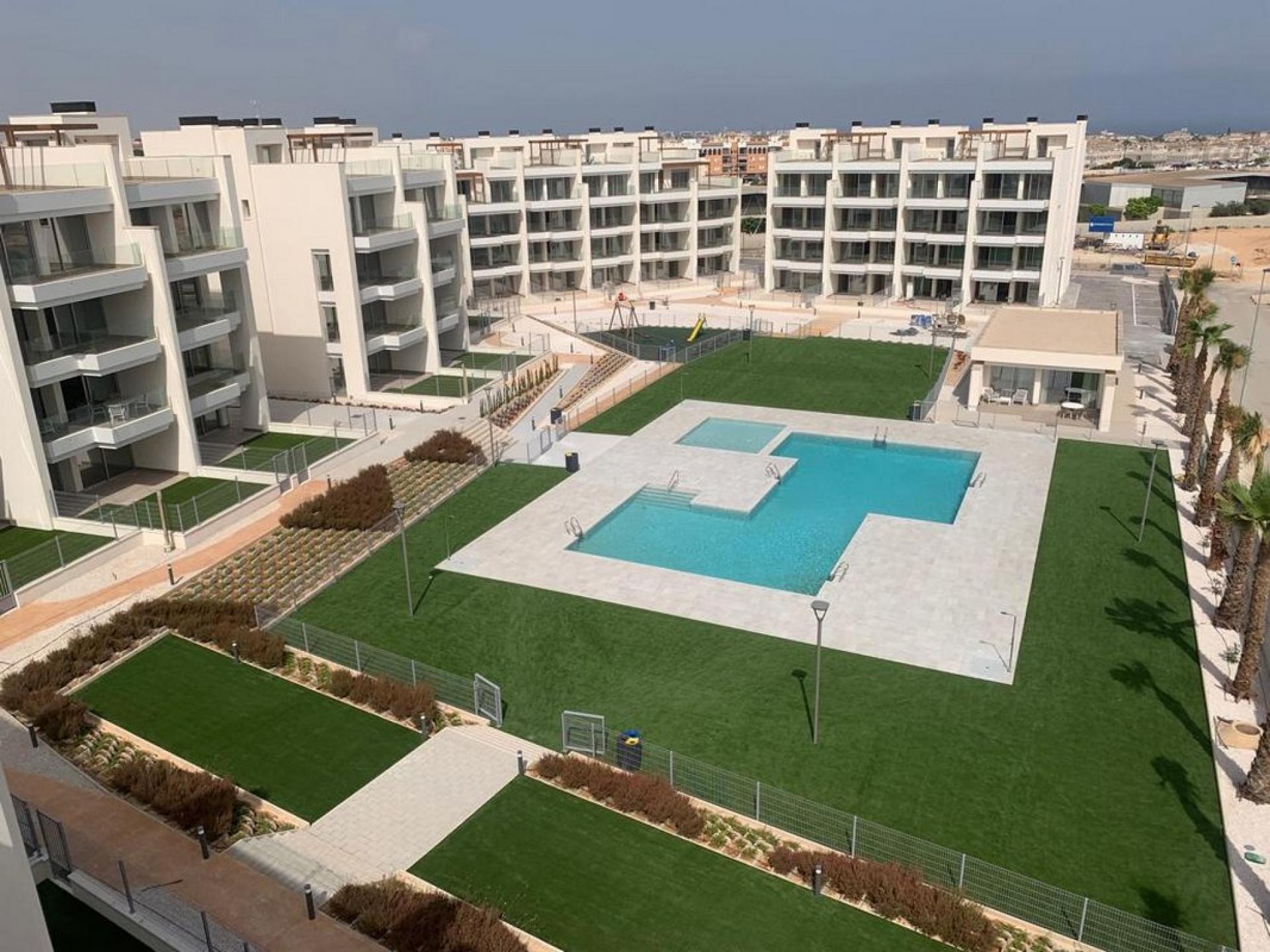 2 chambre Appartements - terrasse sur le toit à Villamartin - Orihuela Costa in Medvilla Spanje