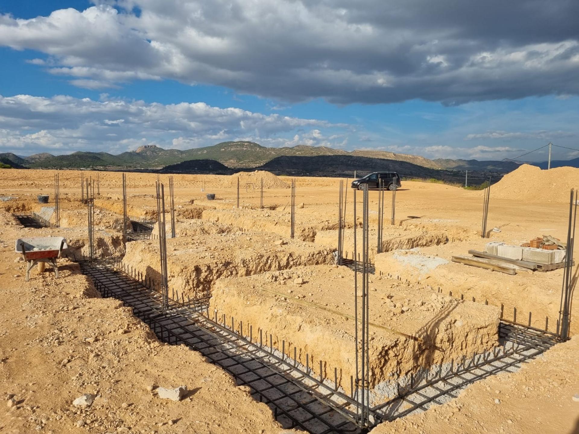 Villa individuelle avec piscine en construction à La Romana in Medvilla Spanje