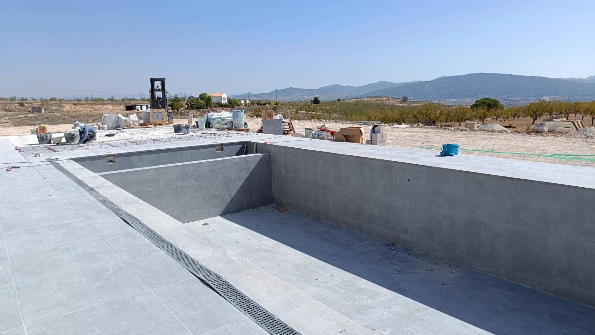 Villa individuelle avec piscine en construction à La Romana in Medvilla Spanje