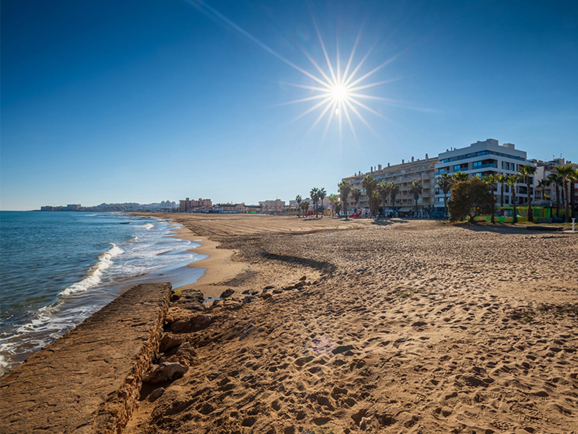 Villa jumelée de 3 chambres à Torrevieja in Medvilla Spanje