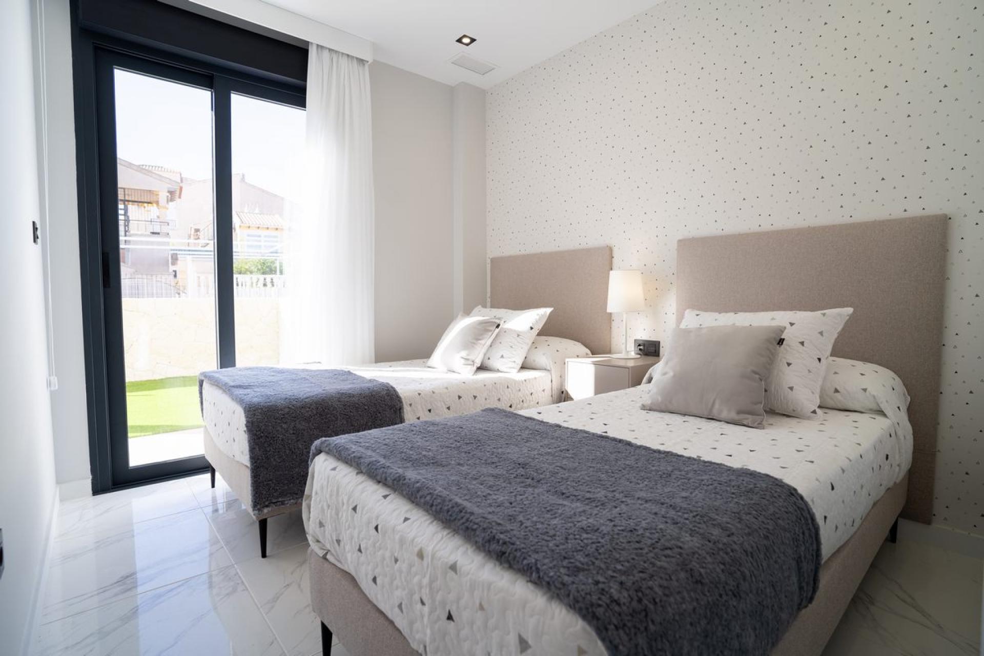 3 chambre Appartement - terrasse à Punta Prima - Orihuela Costa in Medvilla Spanje