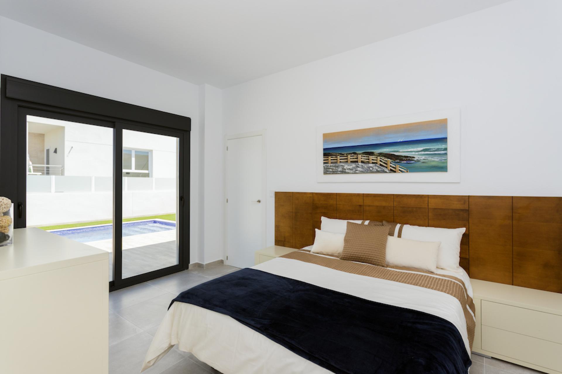 3 chambre Maisonettes à Daya Nueva in Medvilla Spanje