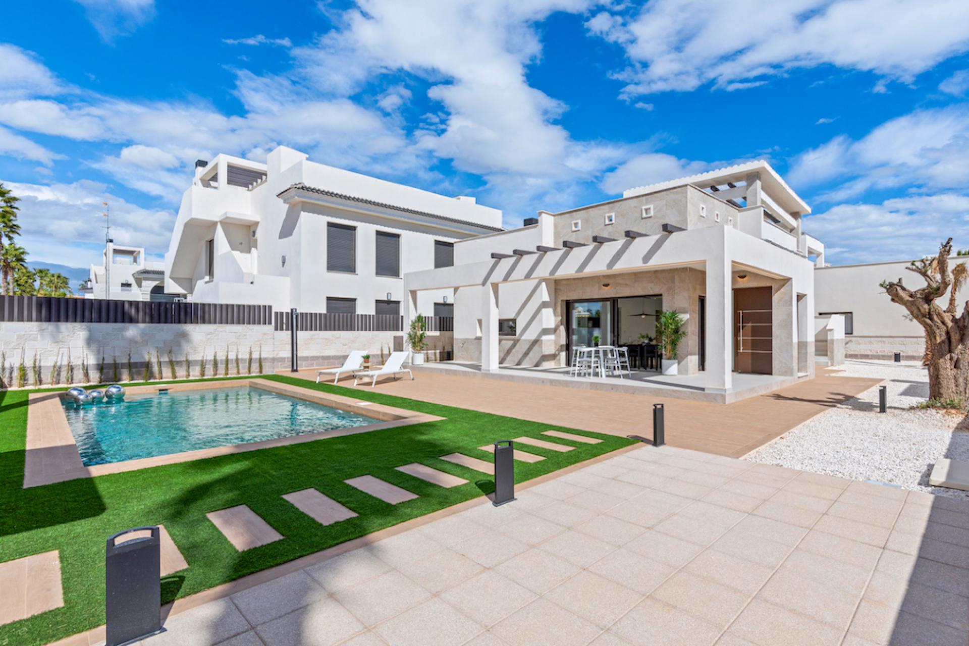 3 chambre Villa à Ciudad Quesada in Medvilla Spanje