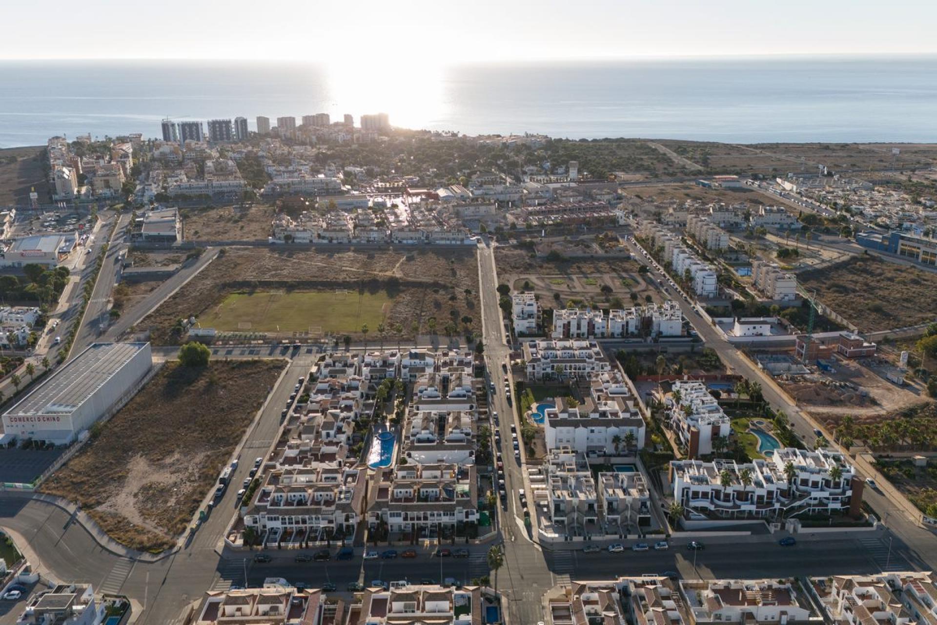 2 chambre Appartements - terrasse sur le toit à Punta Prima - Orihuela Costa in Medvilla Spanje