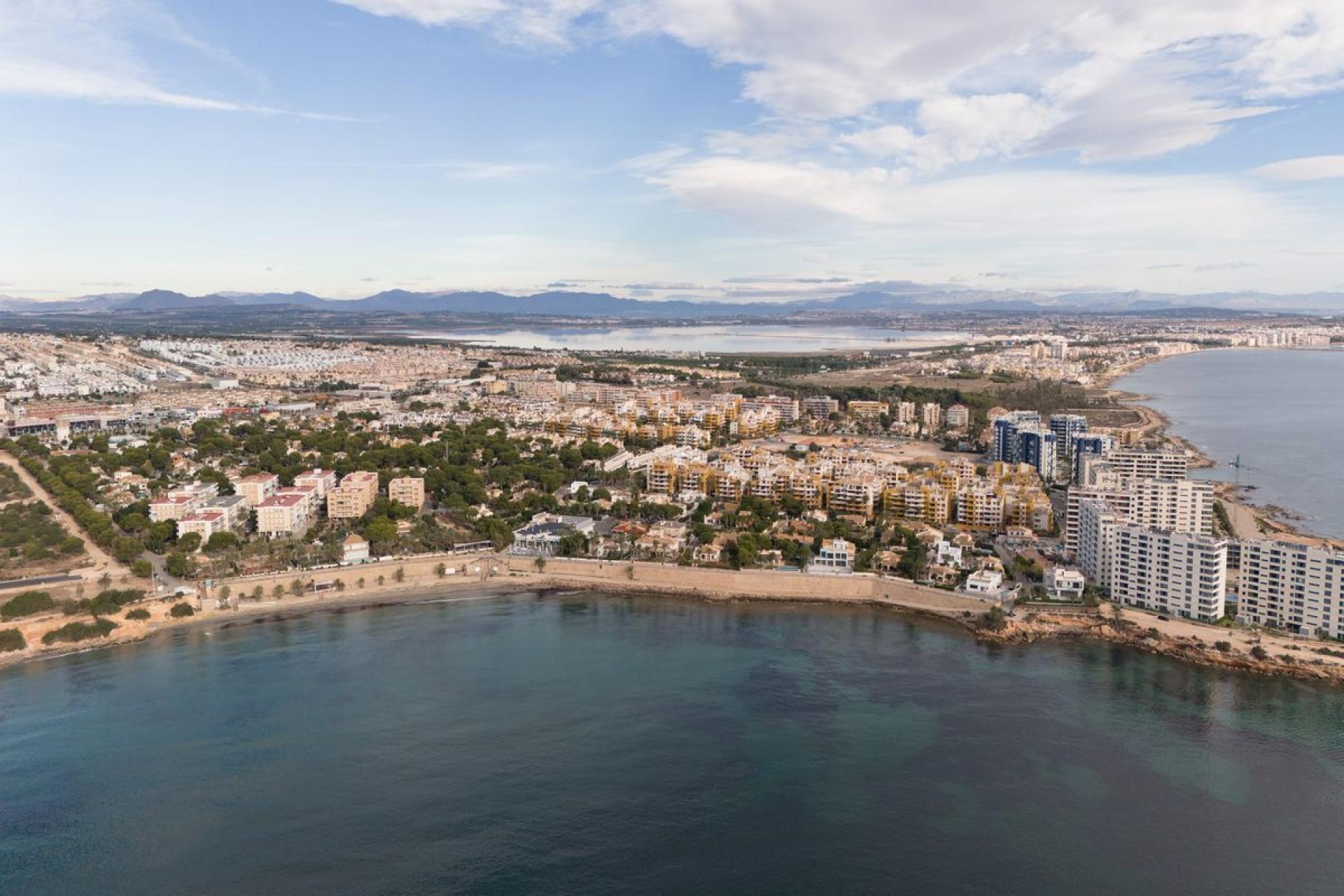 2 chambre Appartements - terrasse sur le toit à Punta Prima - Orihuela Costa in Medvilla Spanje