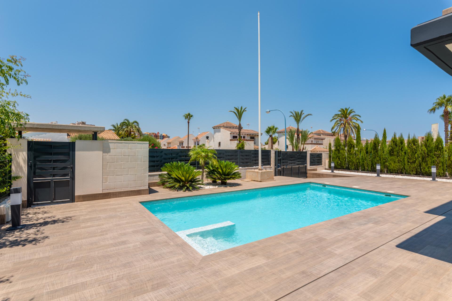 4 chambre Villa à La Manga Del Mar Menor in Medvilla Spanje