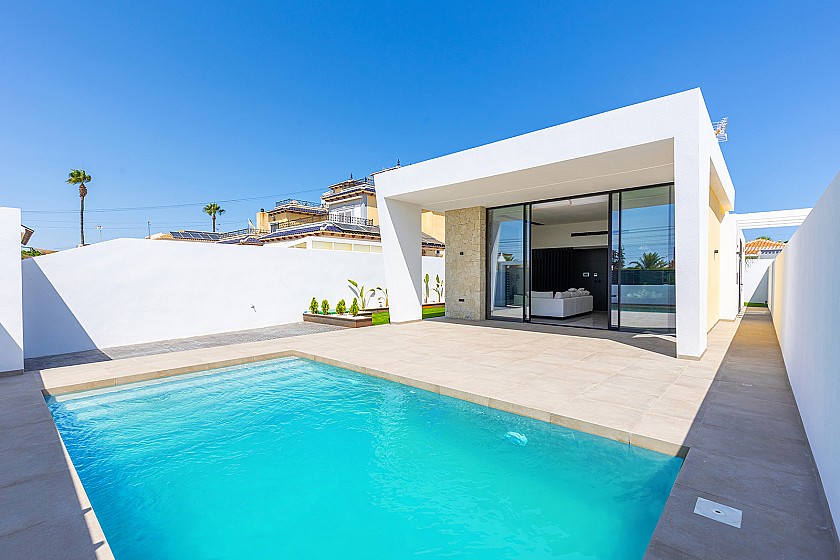 3 chambre Villa à Torrevieja in Medvilla Spanje