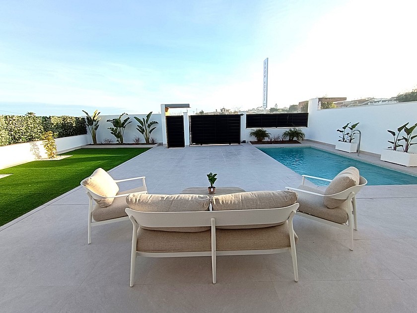 3 chambre Villa avec sous-sol à Benijòfar in Medvilla Spanje