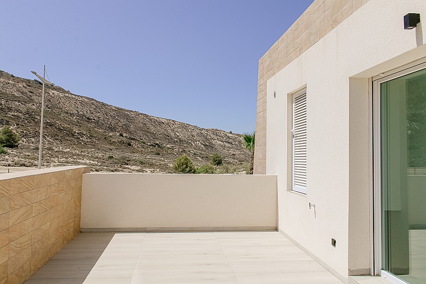 3 chambre Villa avec sous-sol à La Finca Golf in Medvilla Spanje