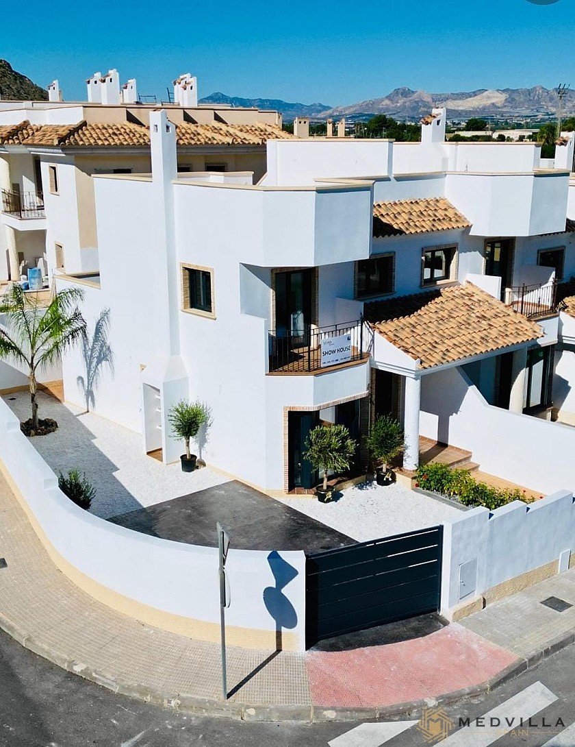 3 chambre Maisonettes à Cox in Medvilla Spanje