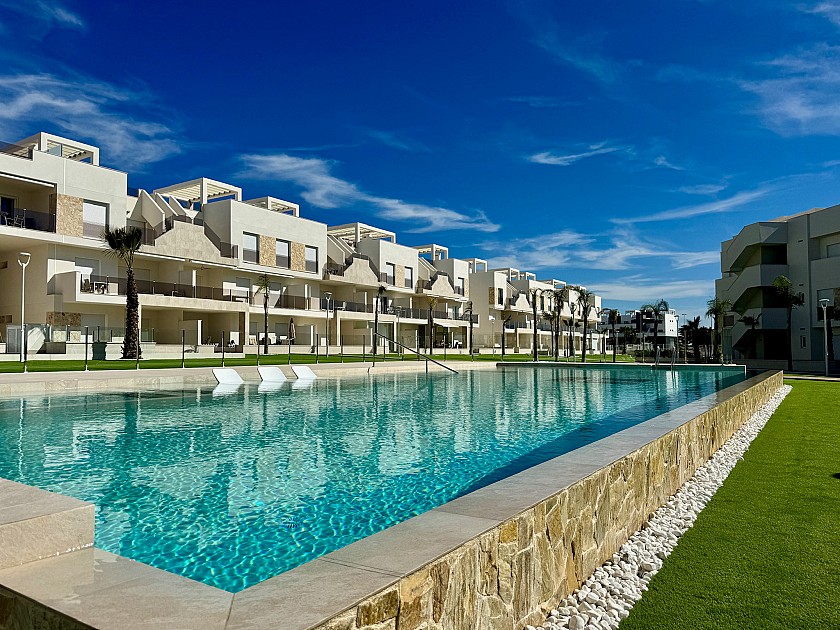 3 chambre Appartement - terrasse à El Raso in Medvilla Spanje