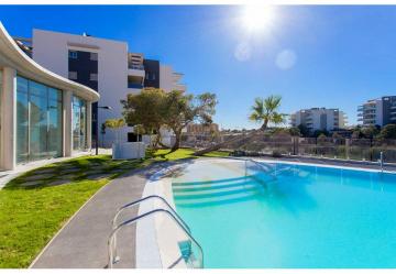 Green hills - Medvilla Spanje
