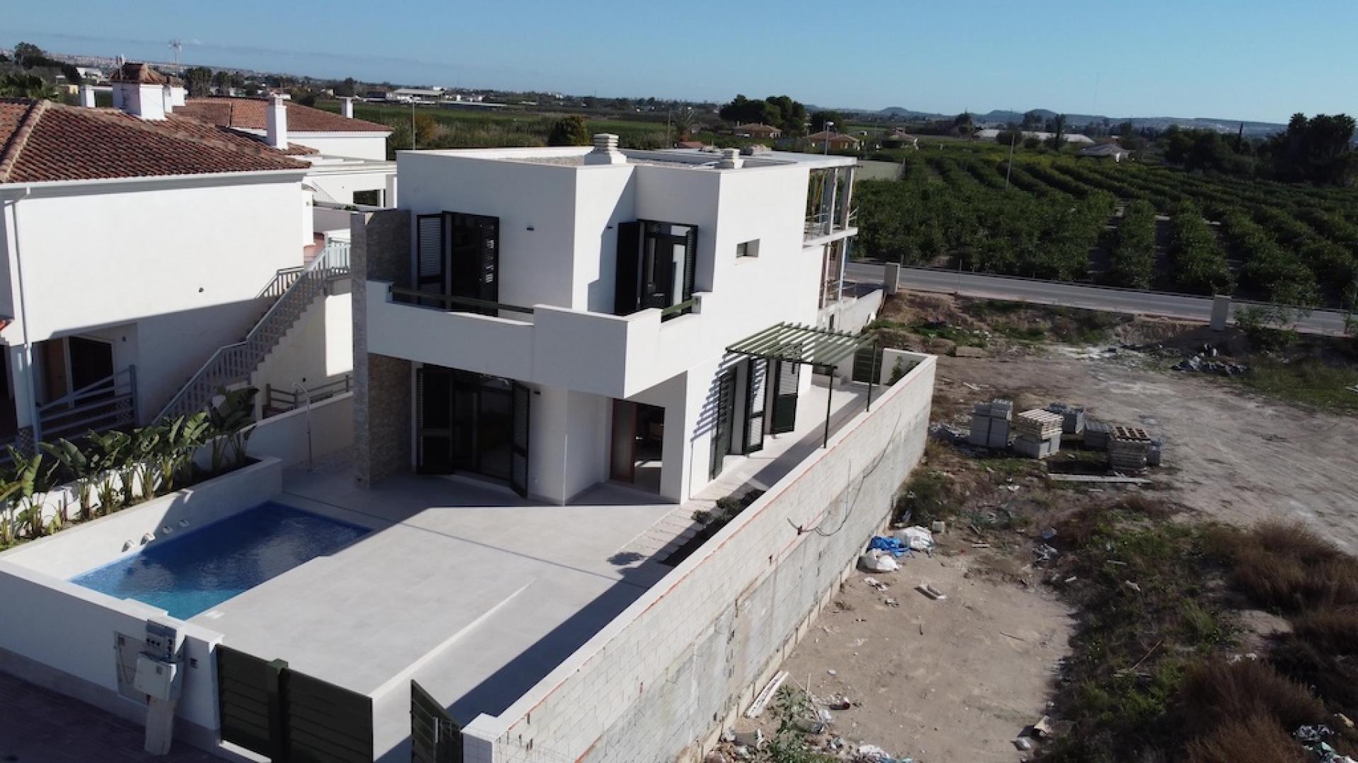 3 chambre Villa à Daya Nueva - Nouvelle construction in Medvilla Spanje