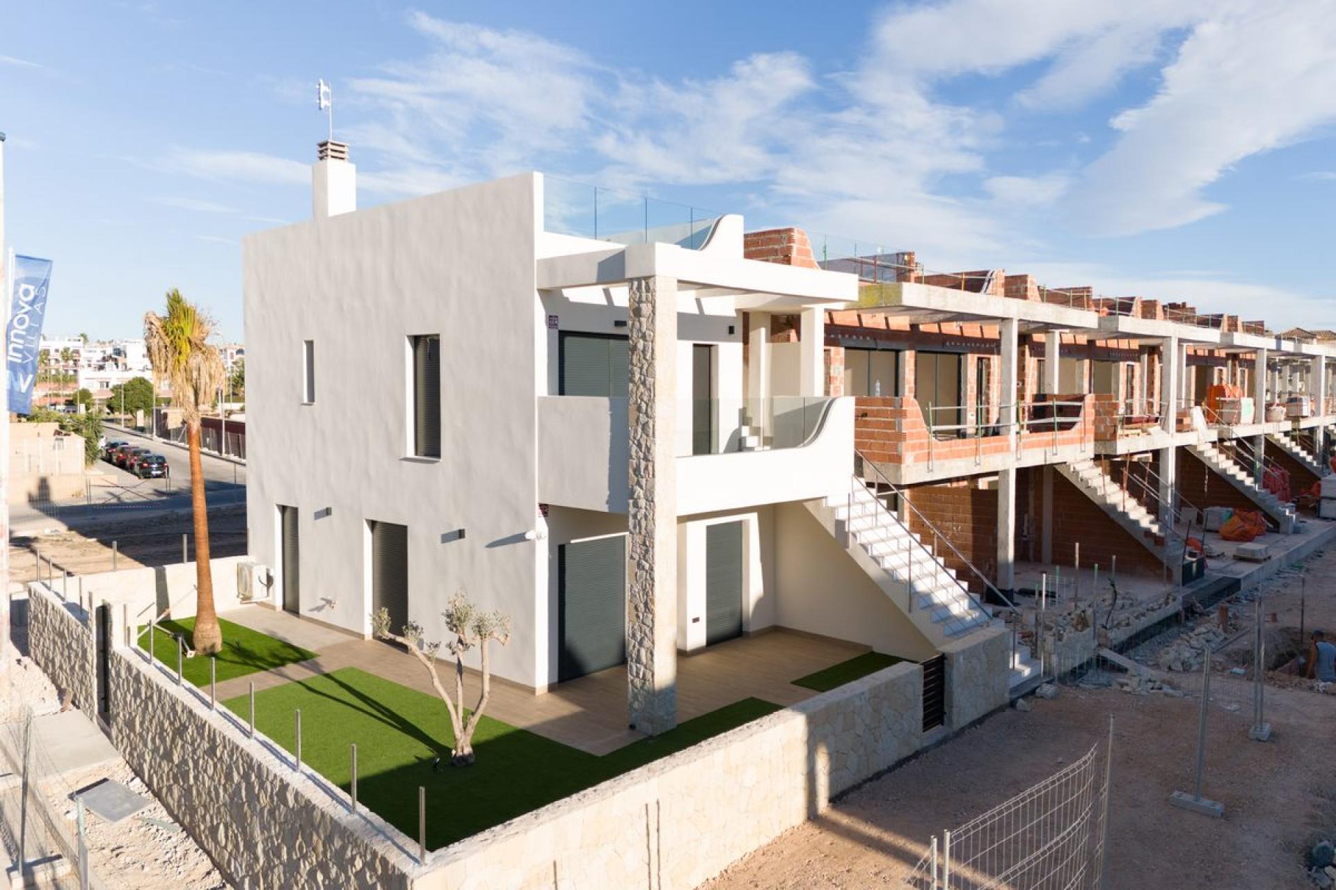 3 chambre Appartement - jardin à Punta Prima - Orihuela Costa - Nouvelle construction in Medvilla Spanje