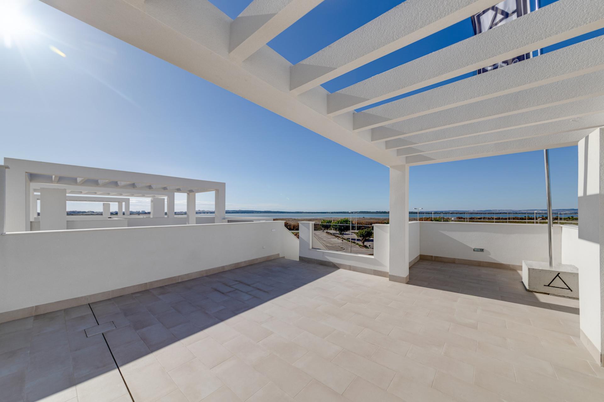 2 chambre Appartements - terrasse sur le toit à El Raso - Nouvelle construction in Medvilla Spanje