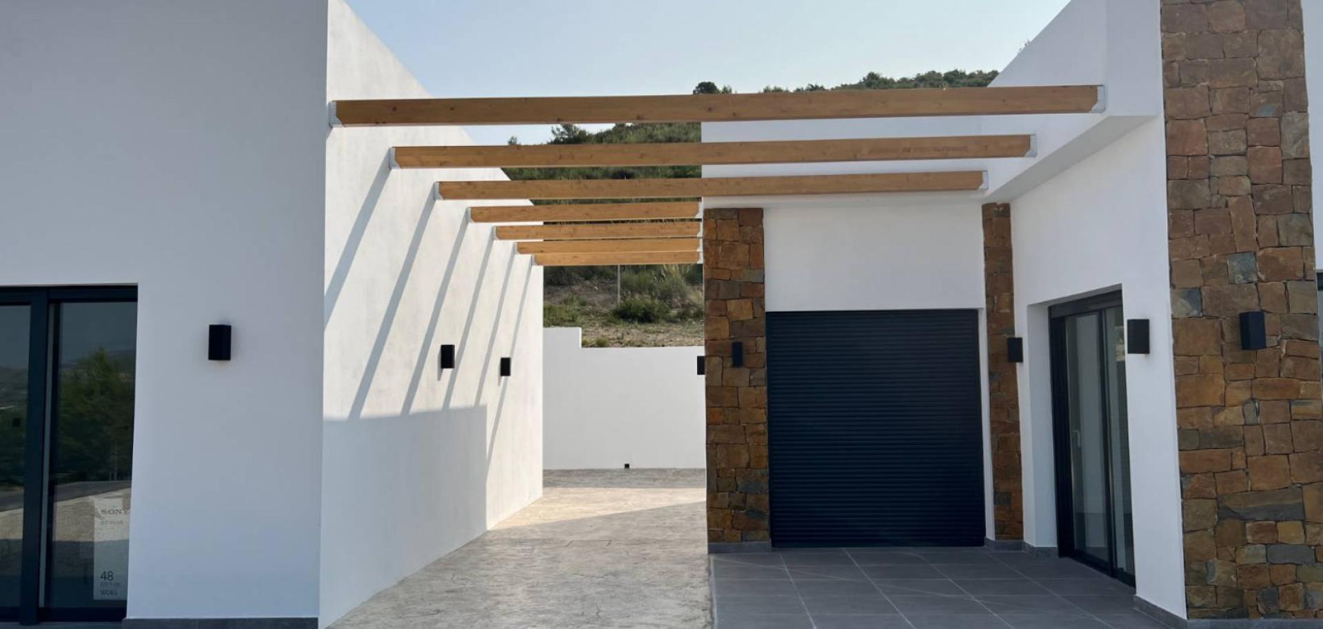 Villa individuelle avec piscine en construction à La Romana in Medvilla Spanje