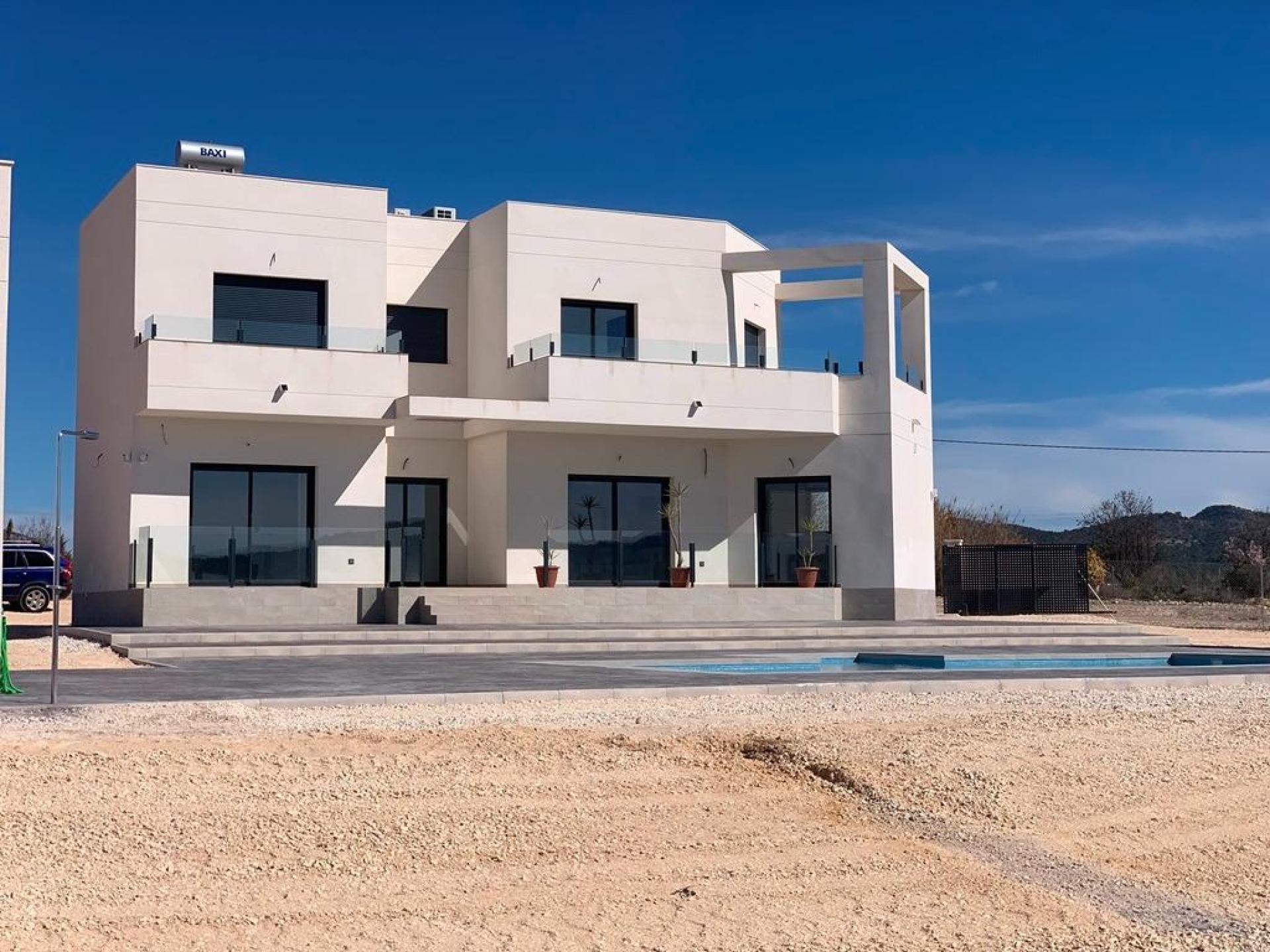 Villa moderne de nouvelle construction près de Pinoso, Alicante in Medvilla Spanje